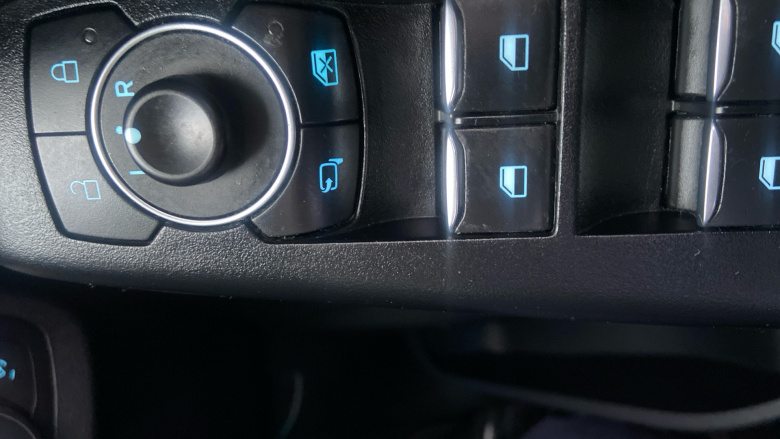 Ford Puma 1.0 EcoBoost Hybrid mHEV Titanium 5dr Petrol Hatchback